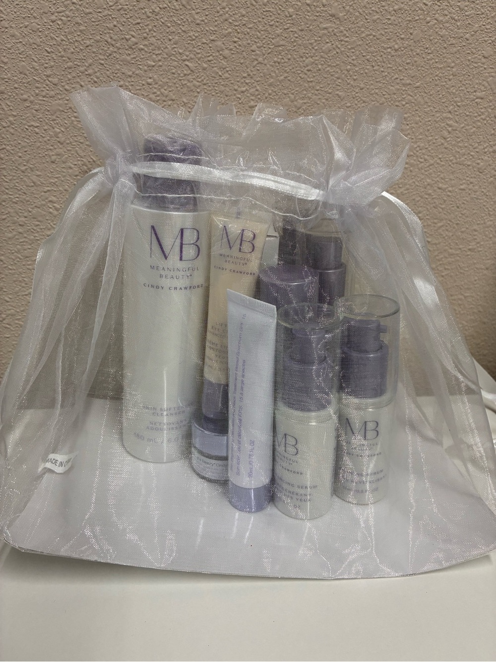 Meaningful Beauty 10 piece kit. NWT! - Picture 2 of 3